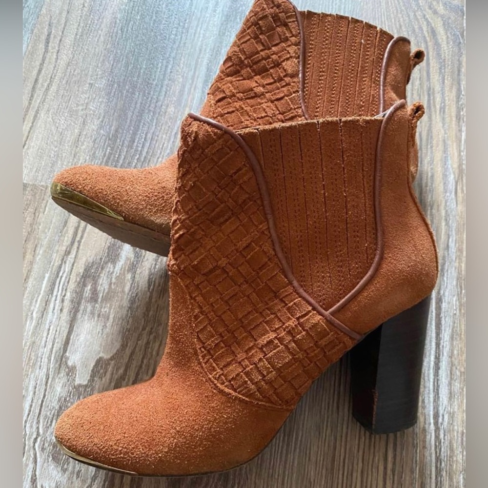 Elliot Lucca Woven Leather Dina Ankle Boots Size 6